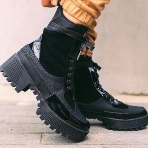 Bad ass Combat boot black